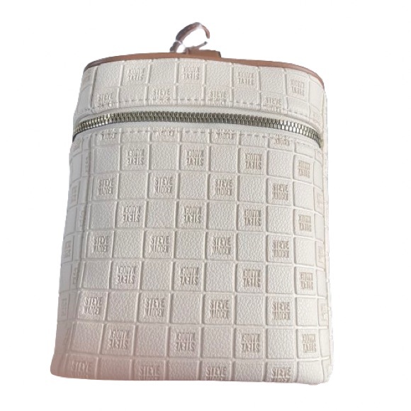 NEW Steve Madden Oatmeal Cosmetic Case - Picture 3 of 16